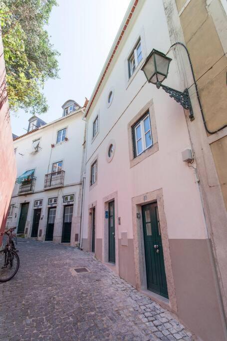 Sao Vicente IV - Eco-Flat With French Balcony & View Apartment ลิสบอน ภายนอก รูปภาพ